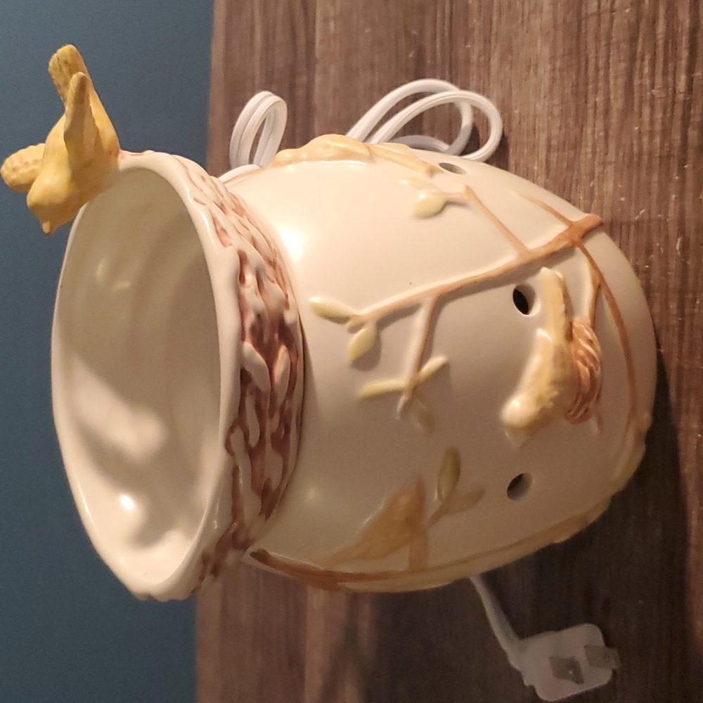 Full Size Scentsy Warmer - Nature's Haven